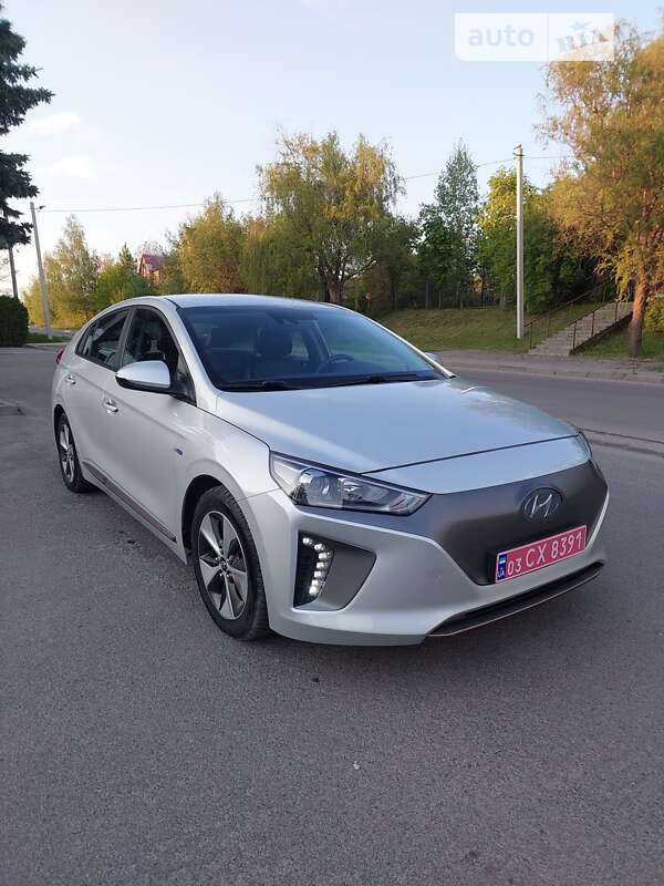 Хетчбек Hyundai Ioniq 2017 в Луцьку