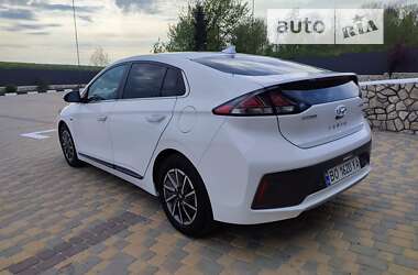 Лифтбек Hyundai Ioniq 2020 в Чорткове