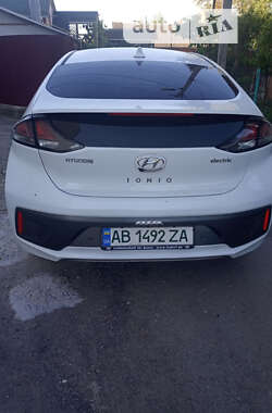 Лифтбек Hyundai Ioniq 2021 в Виннице