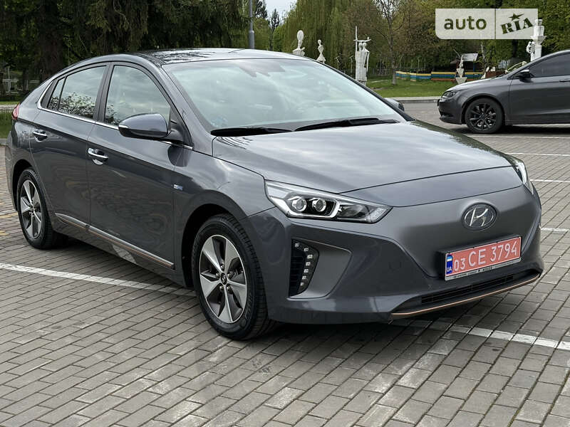 Хэтчбек Hyundai Ioniq 2019 в Луцке