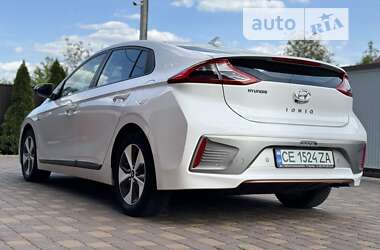 Хэтчбек Hyundai Ioniq 2017 в Черновцах