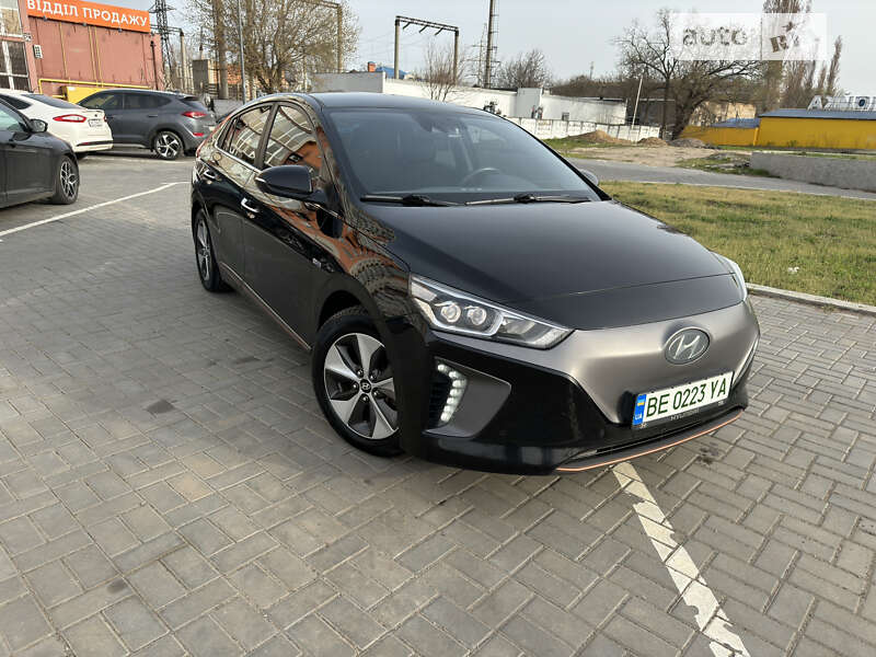 Хетчбек Hyundai Ioniq 2016 в Миколаєві