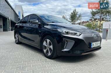 Хэтчбек Hyundai Ioniq 2017 в Ровно