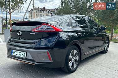 Хэтчбек Hyundai Ioniq 2017 в Ровно