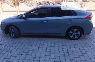 Хэтчбек Hyundai Ioniq 2018 в Львове