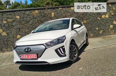 Лифтбек Hyundai Ioniq 2021 в Луцке