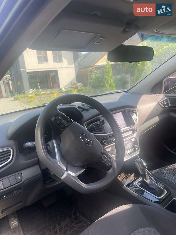 Хетчбек Hyundai Ioniq 2017 в Житомирі