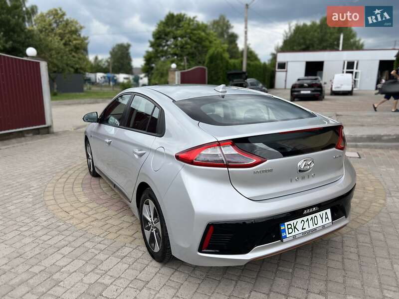Хетчбек Hyundai Ioniq 2018 в Радивиліві