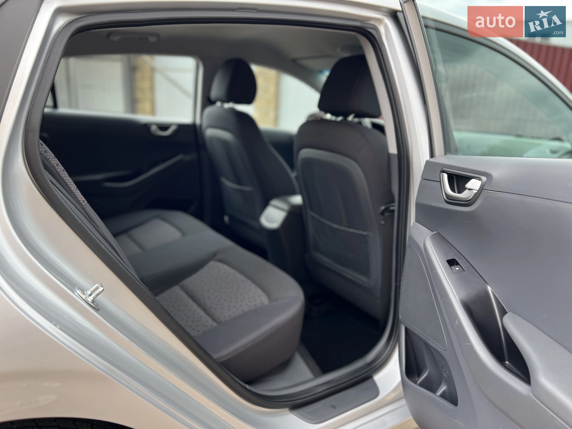2018 Hyundai IONIQ - мініатюра 54