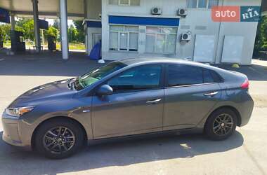 Hyundai Ioniq 2017 Hyundai Ioniq 2017
