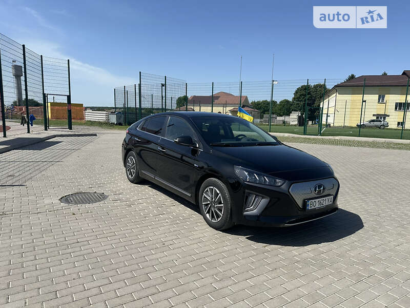 Лифтбек Hyundai Ioniq 2020 в Тернополе