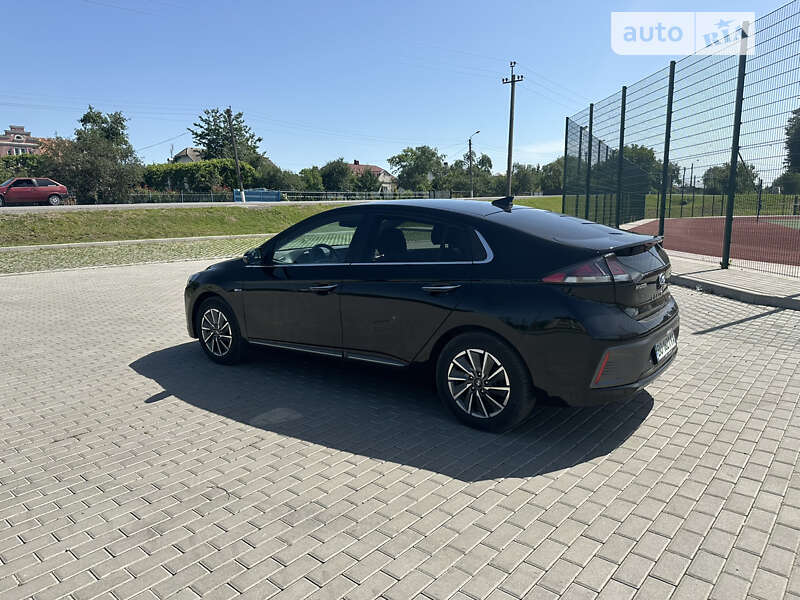 Лифтбек Hyundai Ioniq 2020 в Тернополе
