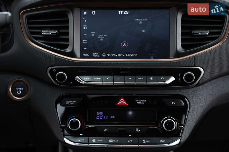 Лифтбек Hyundai Ioniq 2019 в Киеве