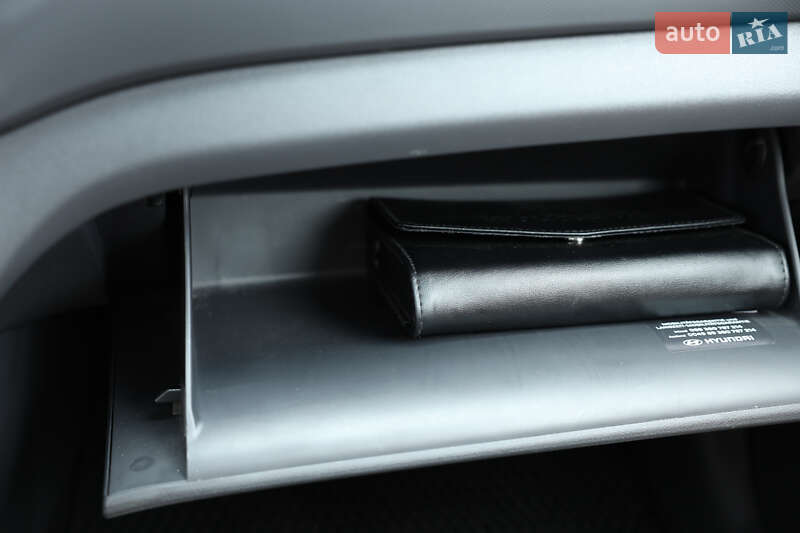 Лифтбек Hyundai Ioniq 2019 в Киеве