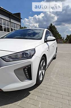 Хетчбек Hyundai Ioniq 2017 в Вінниці