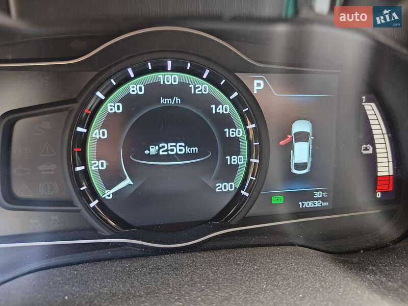 Хетчбек Hyundai Ioniq 2017 в Бершаді