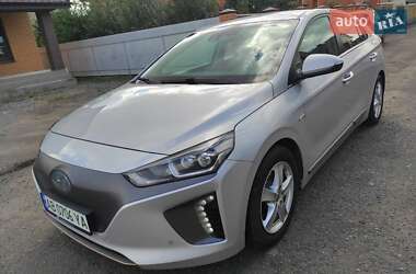 Хэтчбек Hyundai Ioniq 2017 в 