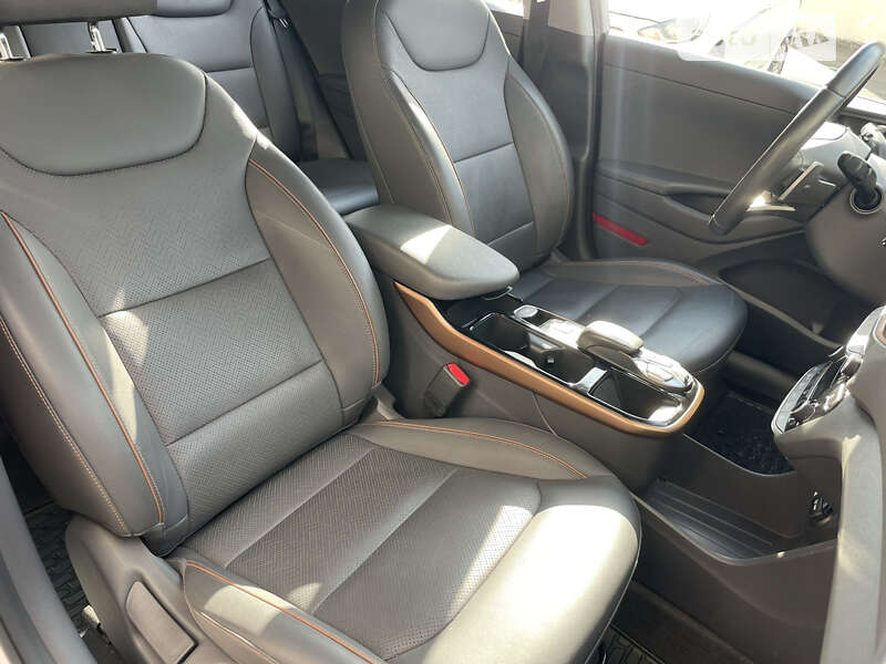 Лифтбек Hyundai Ioniq 2019 в Одессе