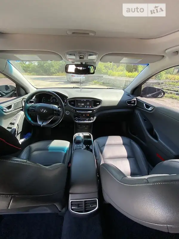 Hyundai Ioniq 2018 VIN KMHC05LH2JU028965 фото оголошення 9 з 68