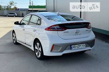 Хэтчбек Hyundai Ioniq 2018 в Виннице