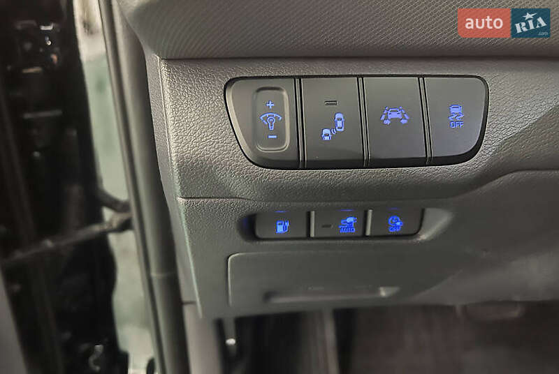 Хэтчбек Hyundai Ioniq 2018 в Львове