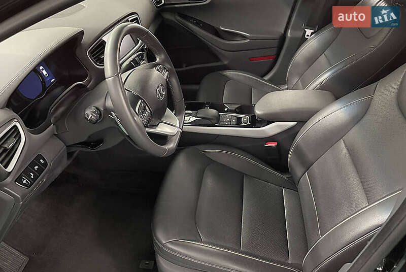 Хэтчбек Hyundai Ioniq 2018 в Львове