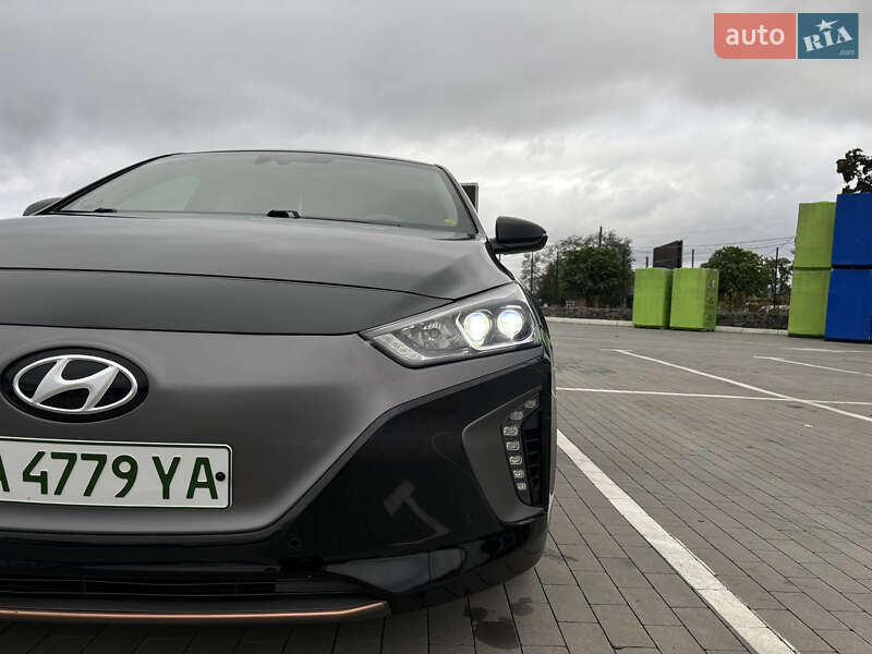 Хетчбек Hyundai Ioniq 2017 в Умані