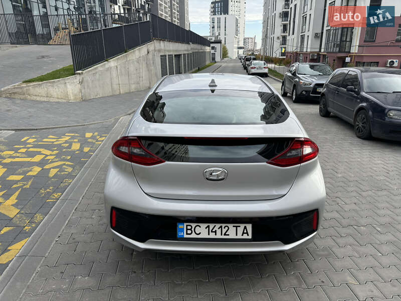 Хэтчбек Hyundai Ioniq 2017 в Львове фото 6 Хэтчбек Hyundai Ioniq 2017 в Львове