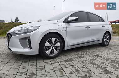 Лифтбек Hyundai Ioniq 2019 в Стрые