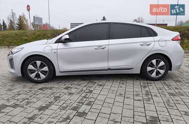 Лифтбек Hyundai Ioniq 2019 в Стрые