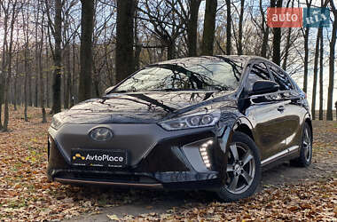 Хэтчбек Hyundai Ioniq 2017 в 