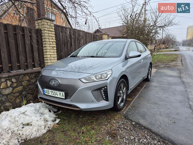 Хетчбек Hyundai Ioniq 2017 в Вінниці