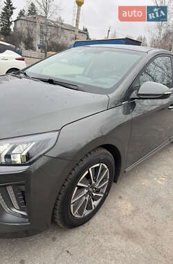 Лифтбек Hyundai Ioniq 2021 в 
