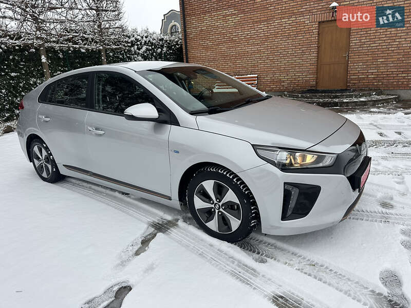 Хетчбек Hyundai Ioniq 2018 в Львові