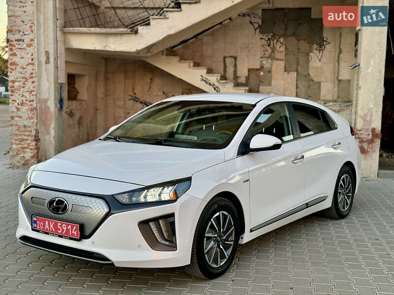 Ліфтбек Hyundai Ioniq 2020 в Тернополі