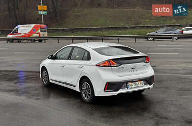 Ліфтбек Hyundai Ioniq 2021 в Києві