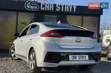 Лифтбек Hyundai Ioniq 2019 в 