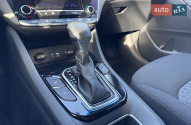 Лифтбек Hyundai Ioniq 2019 в 