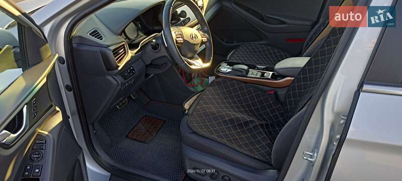 Хетчбек Hyundai Ioniq 2018 в Києві