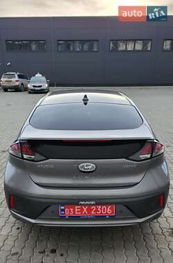 Ліфтбек Hyundai Ioniq 2020 в Бориславі