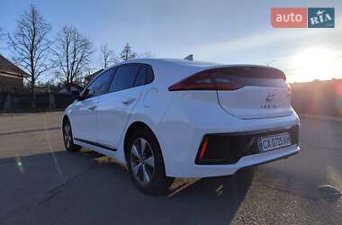 Хэтчбек Hyundai Ioniq 2018 в Умани