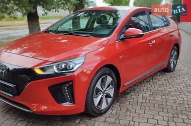 Хэтчбек Hyundai Ioniq 2018 в Киеве