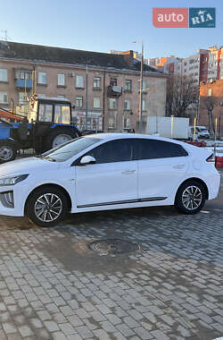 Хэтчбек Hyundai Ioniq 2019 в Виннице