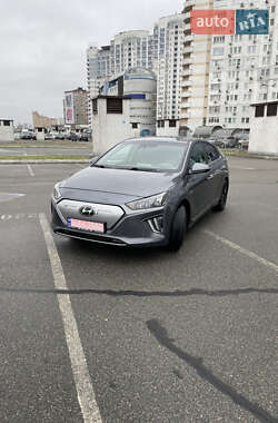 Лифтбек Hyundai Ioniq 2020 в 