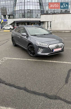 Лифтбек Hyundai Ioniq 2020 в 
