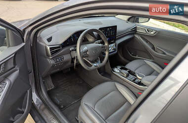 Лифтбек Hyundai Ioniq 2020 в 
