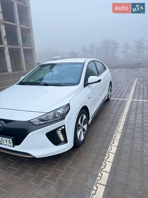 Хетчбек Hyundai Ioniq 2019 в Тернополі