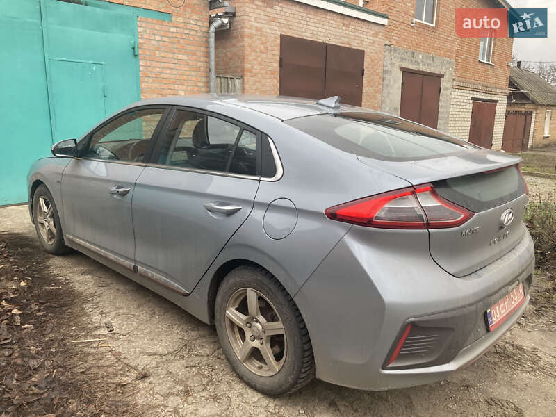 Хетчбек Hyundai Ioniq 2016 в Кропивницькому