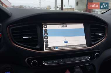Лифтбек Hyundai Ioniq 2019 в 