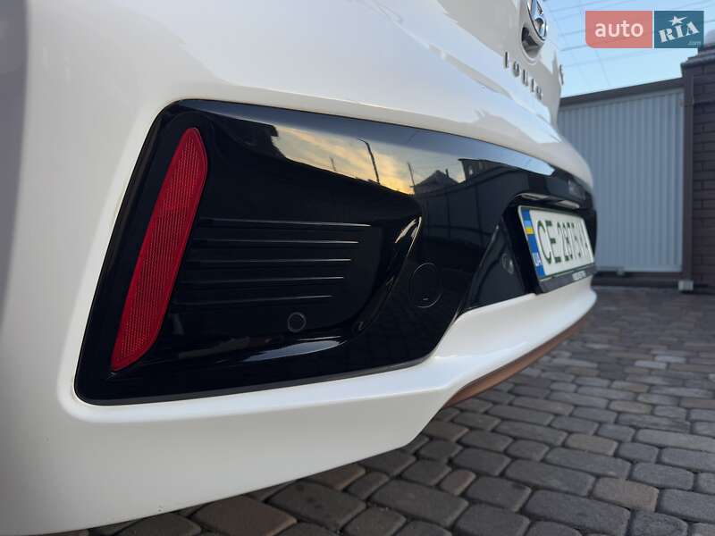 Ліфтбек Hyundai Ioniq 2019 в Чернівцях